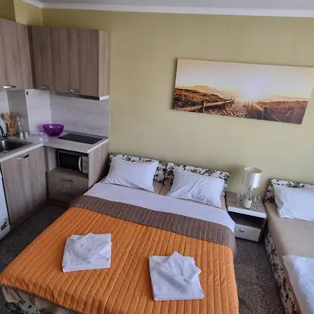 Admiral Plaza C 45 One Bedroom * Солнечный берег