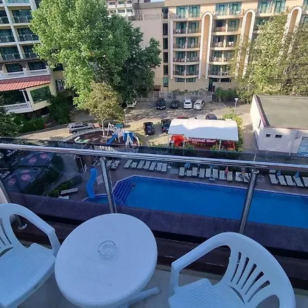 Апартаменты Admiral Plaza C 45 One Bedroom Солнечный берег