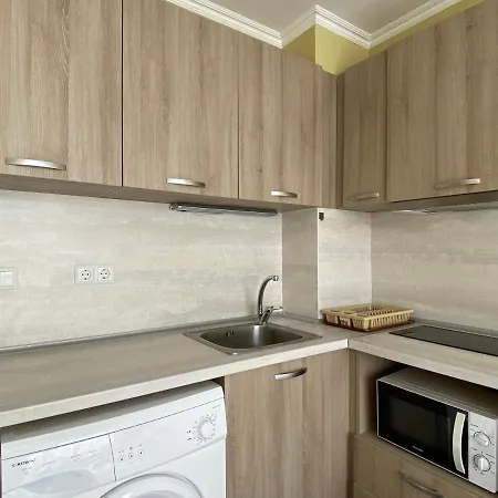 Admiral Plaza C 45 One Bedroom * Солнечный берег