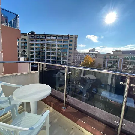 Апартаменты Admiral Plaza C 45 One Bedroom Солнечный берег