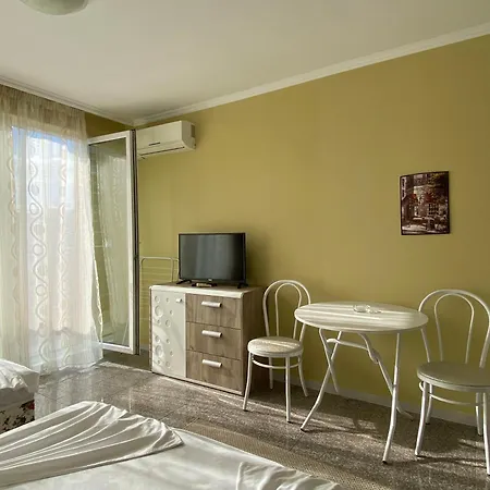 Апартаменты Admiral Plaza C 45 One Bedroom Солнечный берег